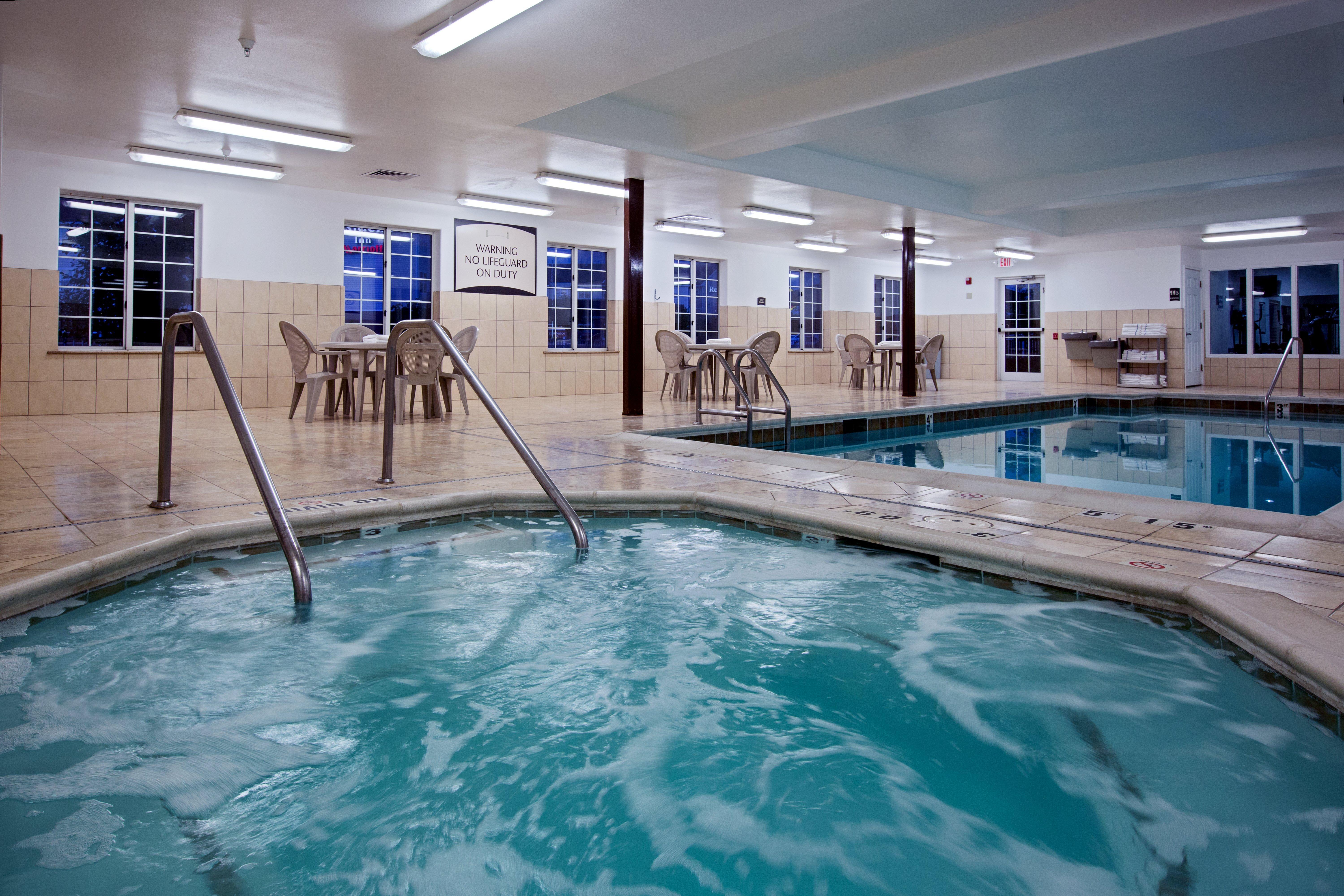 Staybridge Suites Rockford By Ihg Eksteriør billede