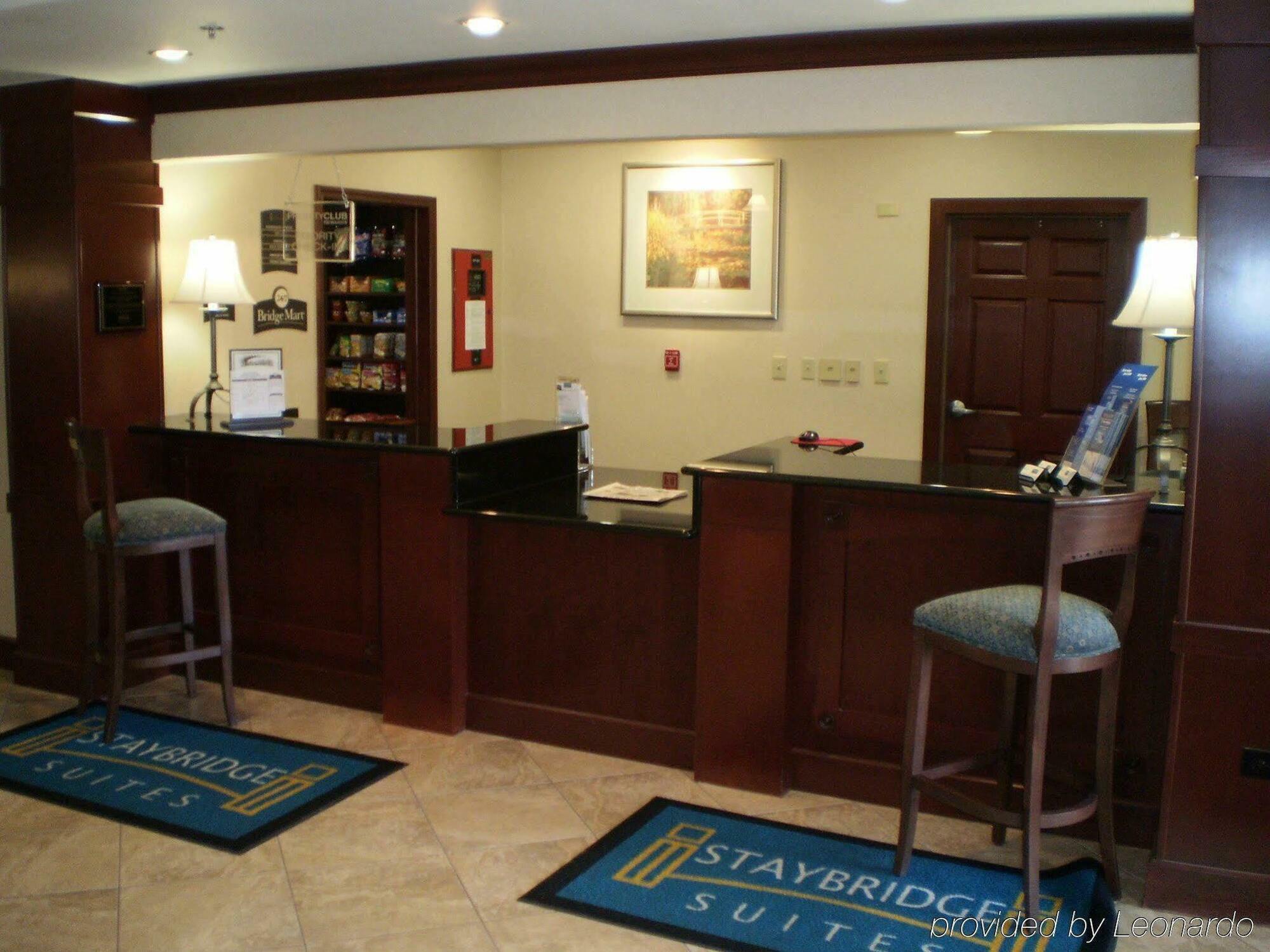 Staybridge Suites Rockford By Ihg Interiør billede