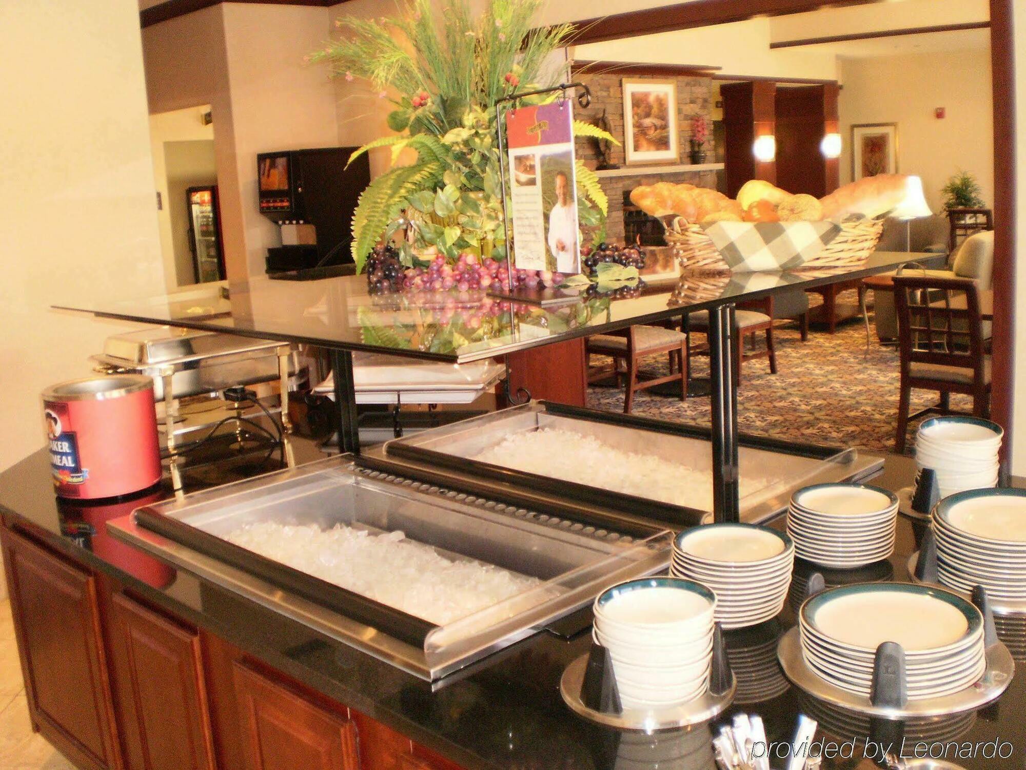 Staybridge Suites Rockford By Ihg Eksteriør billede